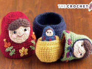 Crocheted Nesting Matryoshka Doll || thecrochetspace.com