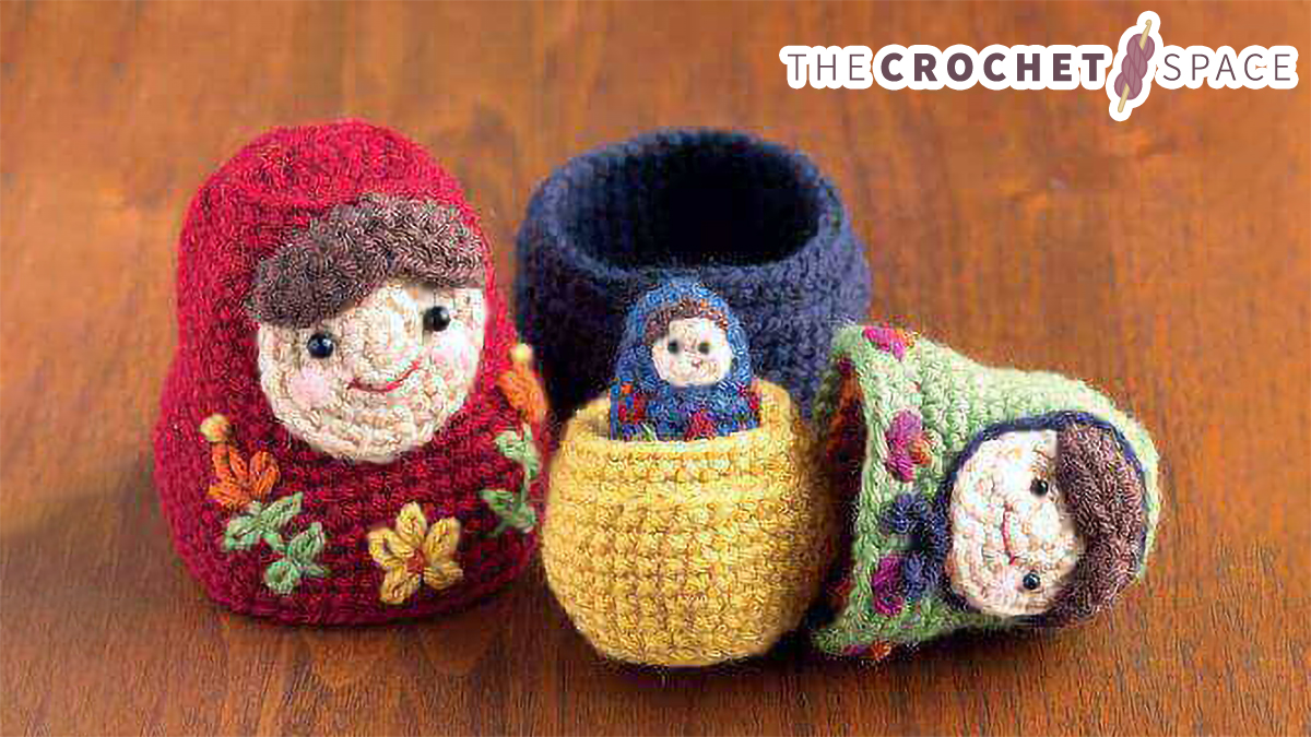 Crocheted Nesting Matryoshka Doll || thecrochetspace.com