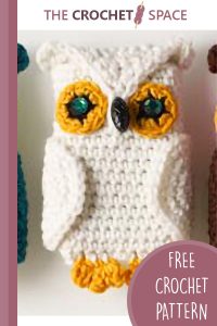 crocheted owl cell phone cozy || editor