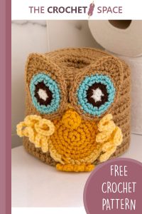 crocheted retro owl toilet roll cover || editor