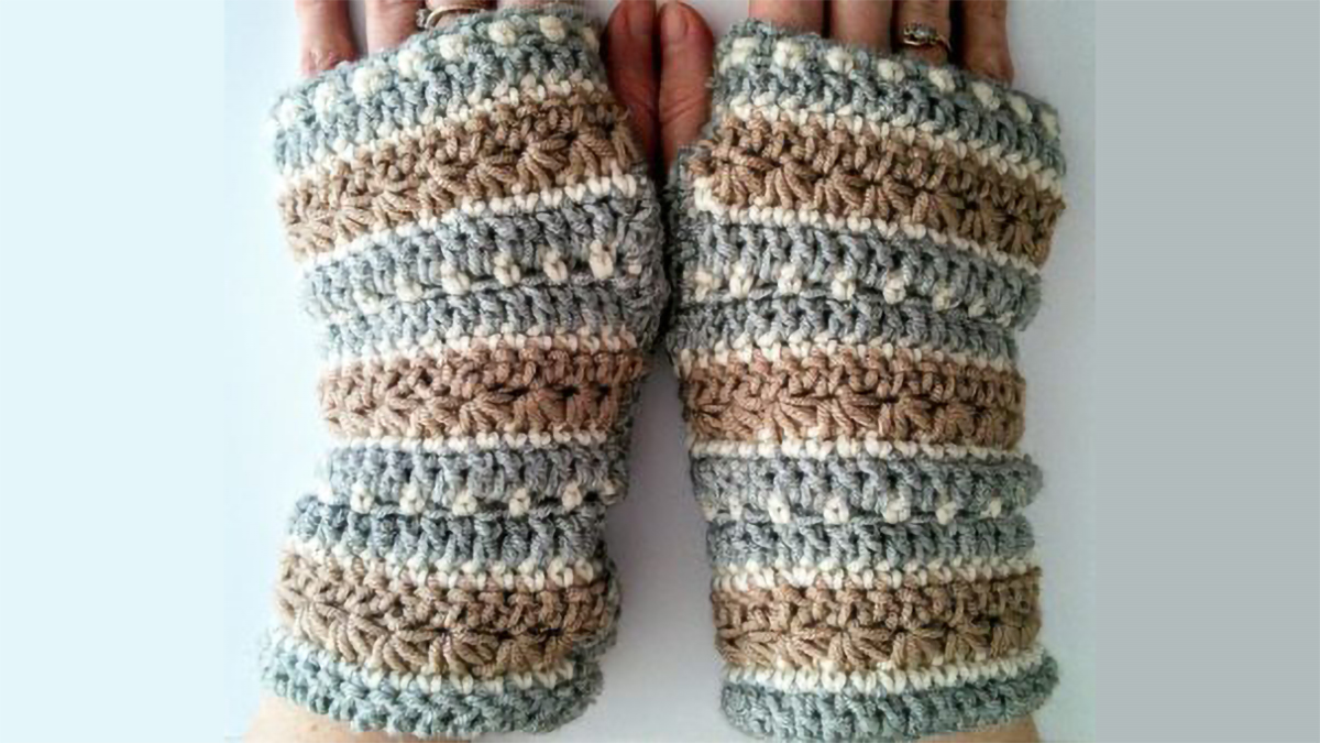 crocheted skydive wrist warmers || editor