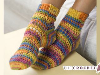 Crocheted Socks With Heart And Sole || thecrochetspace.com