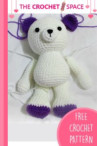 Crocheted Valentine Teddy Bear. Partially finished bear || thcerochetspace.com