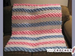 Crocodile Rock Crocheted Baby Blanket || thecrochetspace.com