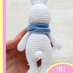 Cuddlesome Bunny Crocheted Toy. Rear view of bunny || thecrochetspace.com