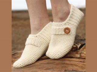 Dainty Nelle Crocheted Slippers