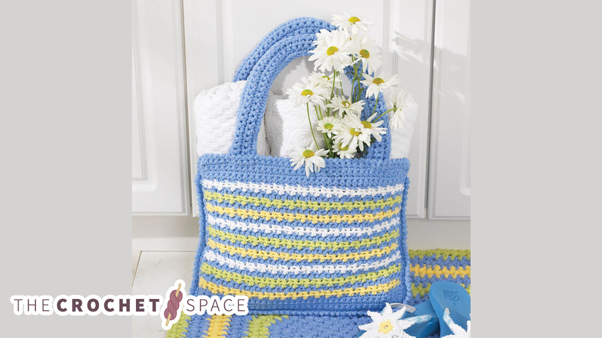 Daisy Inspired Crochet Shopping Tote || thecrochetspace.com