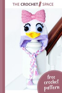 donald duck inspired crochet baby hat || editor