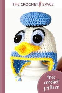 donald duck inspired crochet baby hat || editor