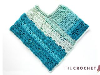 Dragonfly Crocheted Poncho || thecrochetspace.com