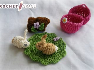 Easter Crochet Bunny Surprise || thecrochetspace.com