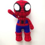 Easy Spider-Man Crochet Hero. Front view with right arm aloft || thecrochetspace.com