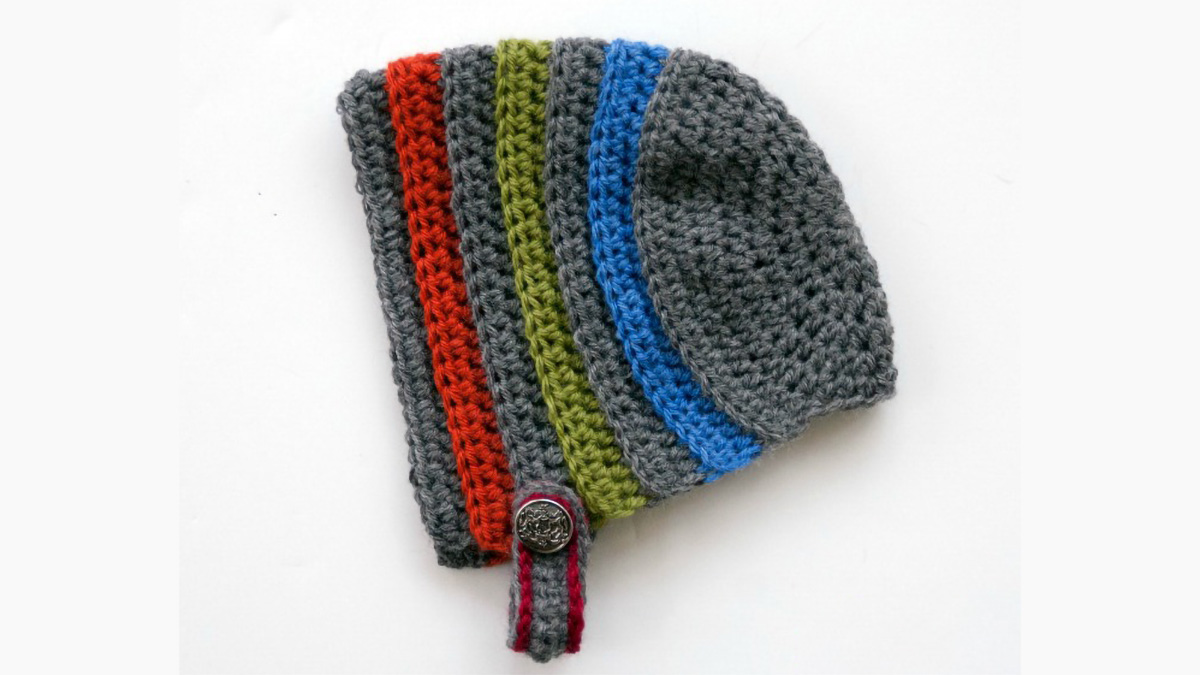 Eloise Crochet Baby Bonnet || thecrochetspace.com