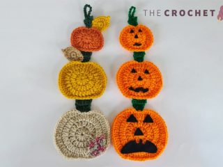 FallingPumpkin Crochet Hanging | thecrochetspace.com
