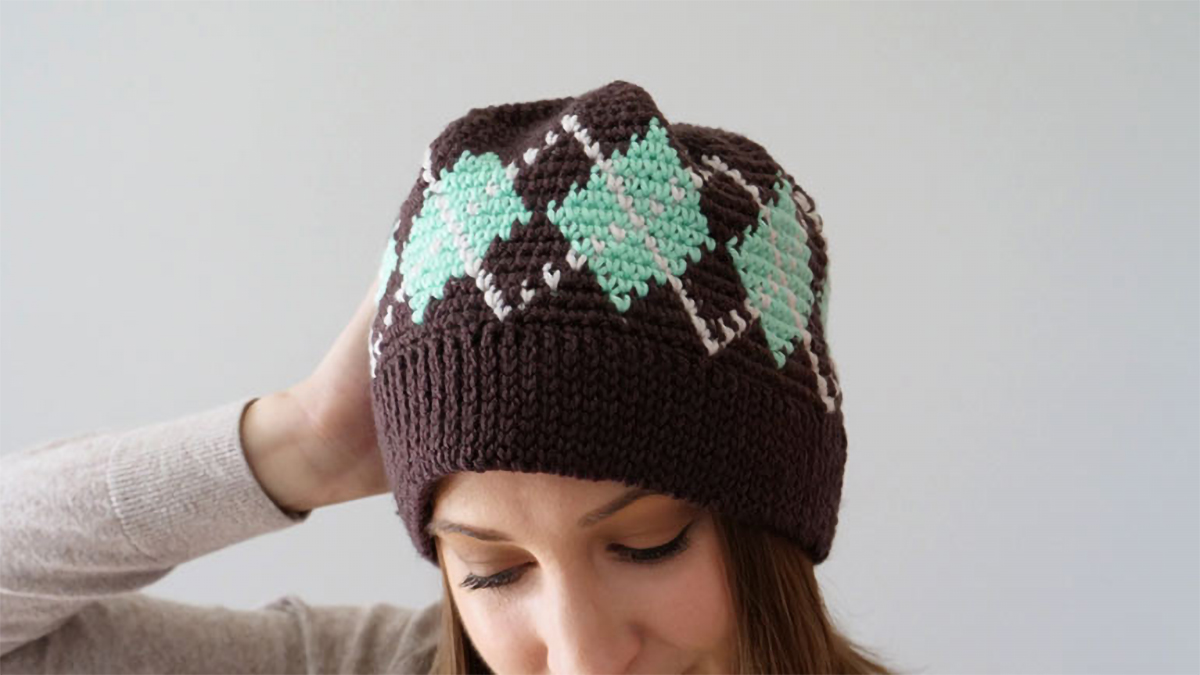 Family Crochet Argyle Hat || thecrochetspace.com