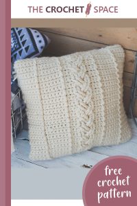 farmhouse crochet cables cushion || editor