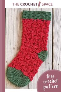 festive lives crochet stocking || editor