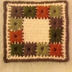 Floral Crocheted Pot Holders. Crafted in woodland colors || thecrochetspace.com