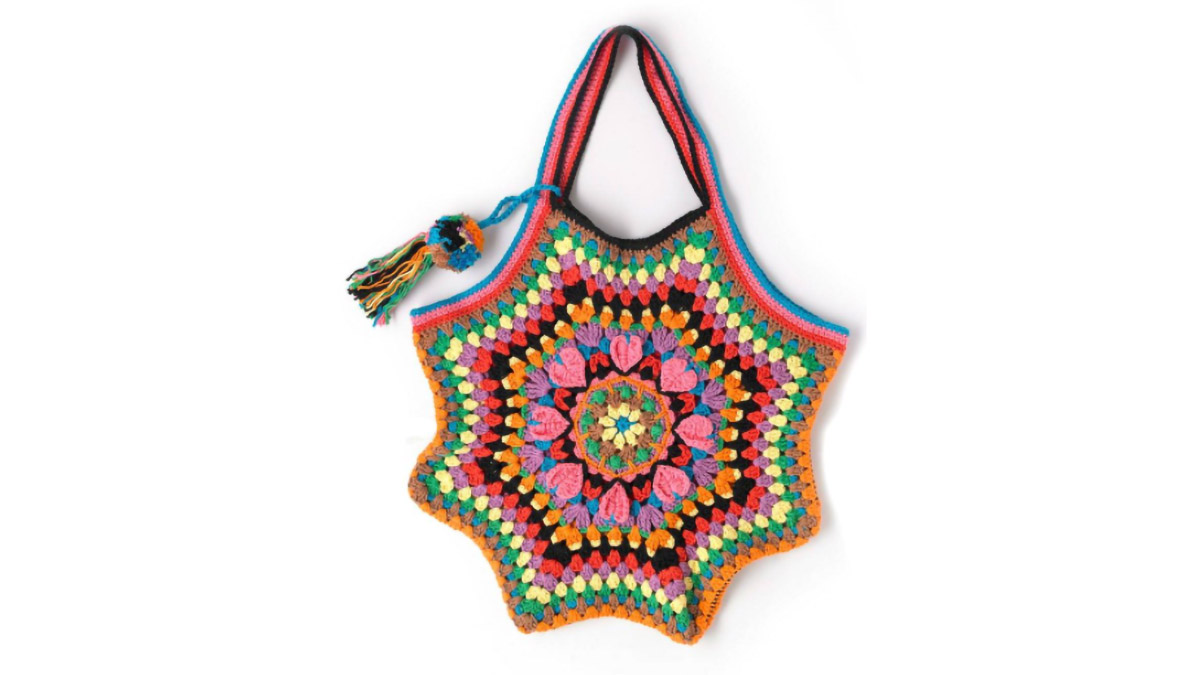 Frida´s Passion Crochet Bag || thecrochetspace.com