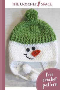 fun snowman crocheted hat || https://thecrochetspace.com