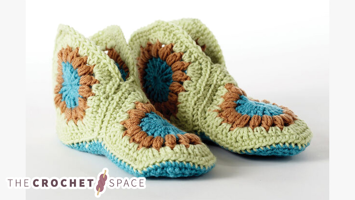 Funky Crocheted Granny Slippers || thecrochetspace.com