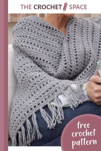 genuine pleasure crocheted shawl || editor