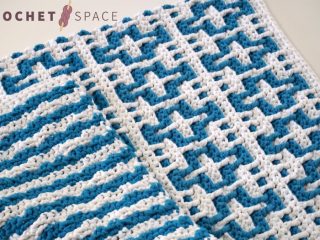 Geo Plush Crochet Rug thecrochetspace.com