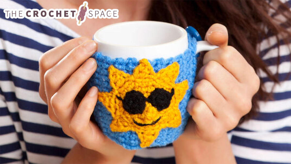 Good Morning Crocheted Mug Hug || thecrochetspace.com