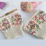 Granny Boot Crochet Cuffs. Pastal colored Granny Cuffs. Very Pretty, both images on the page || thecrochetspace.com