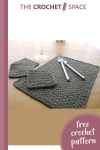 grit stitch crocheted table setting || editor