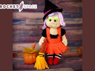 Halloween Amigurumi Witch Doll || thecrochetspace.com
