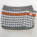 Hampshire Crochet Bag Set. Short handle bag and matching mobile/phonecase || thecrochetspace.com