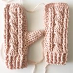 Heavy Crochet Cable Mittens. Pair pink mittens || thecrochetspace.com