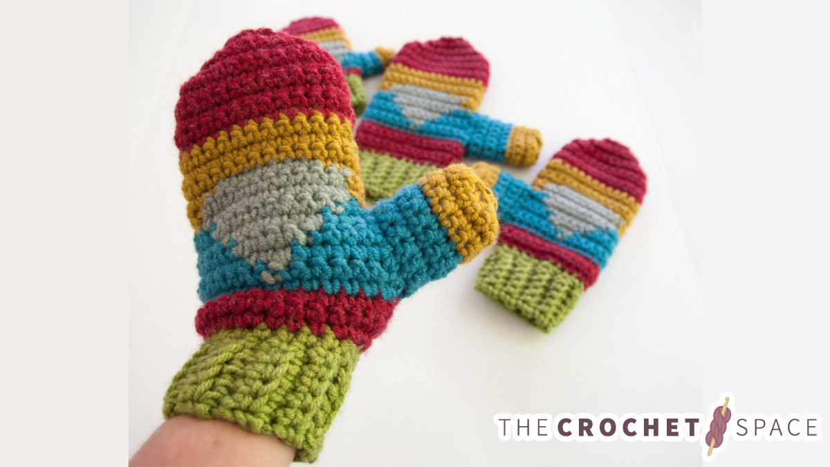 hello gnome crocheted mittens || editor