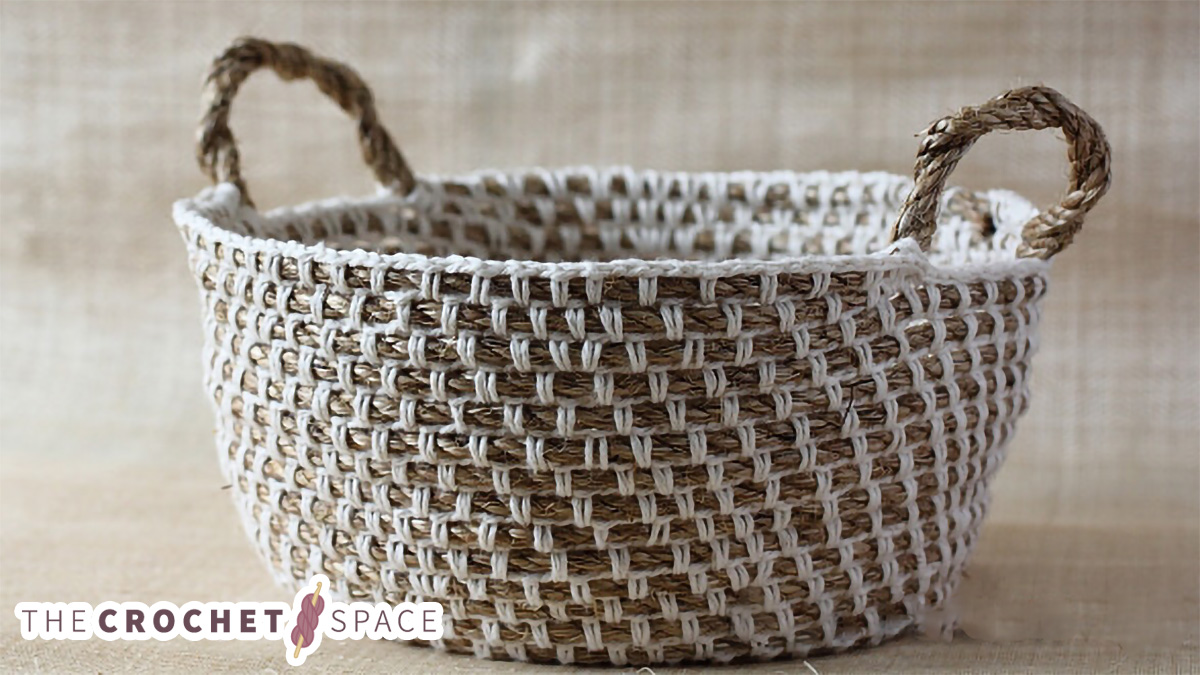Hemp Crochet Utility Basket || thecrochetspace.com
