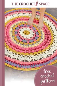 himalaya rose crochet rug || editor
