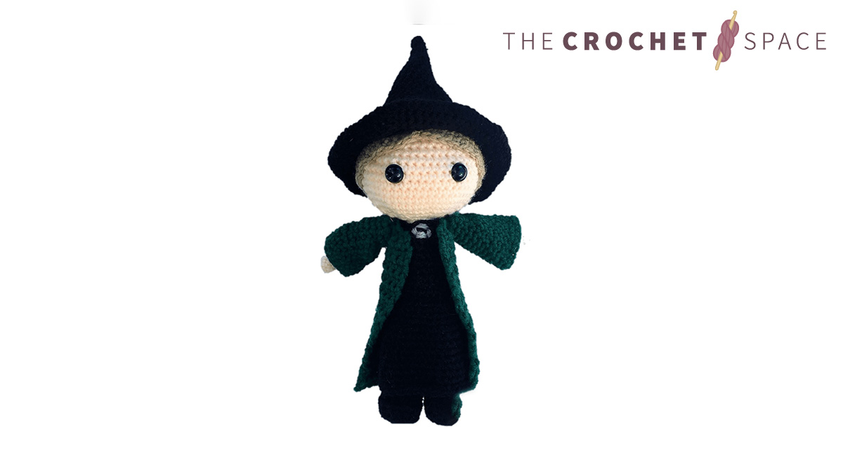 Hogwarts Crochet Minerva McGonagall || thecrochetspace.com