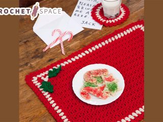 Holiday Crochet Placemat Set || thecrochetspace.com