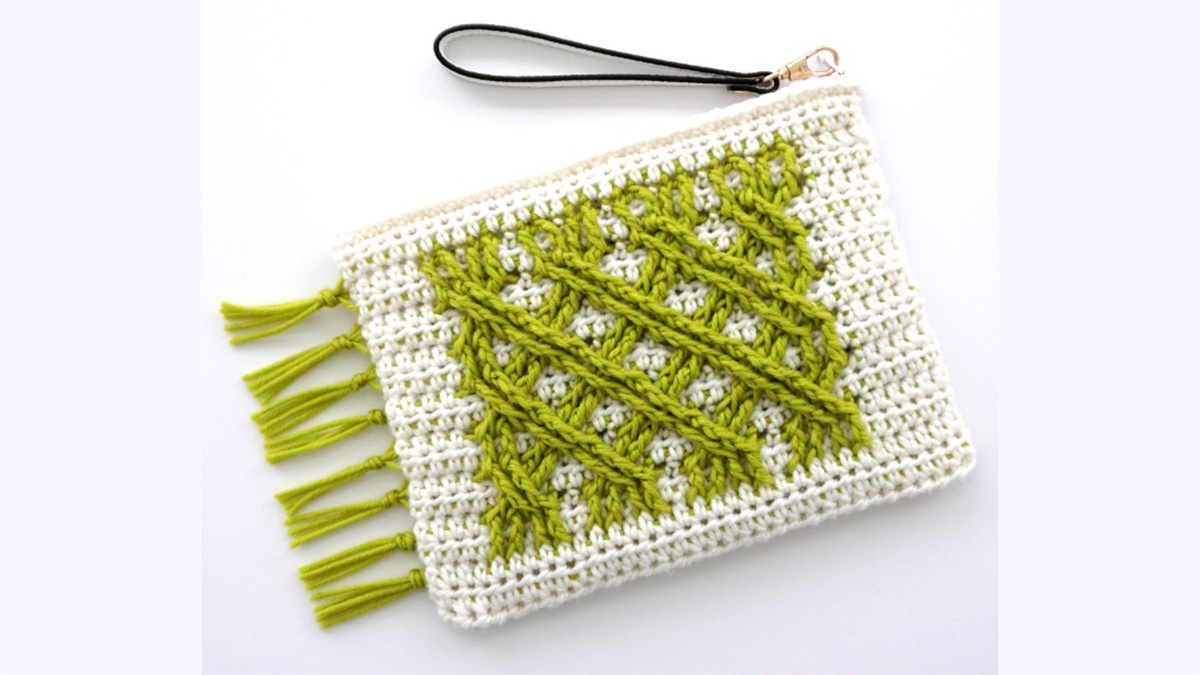 irish fling crochet purse || editor