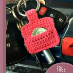 Keyring Crochet Coin Holder. Red holder on a bunch of keys || thecrochetspace.com