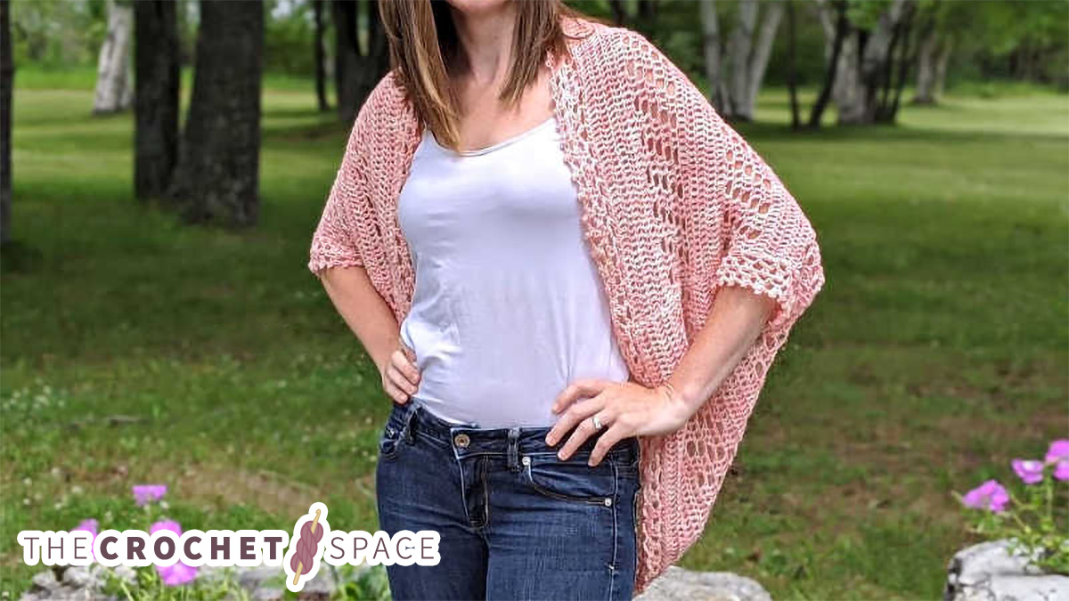 Lacy Cocoon Crochet Cardigan || thecrochetspace.com