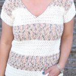 Ladies Favorite Crochet Tee. Front facing image. Horizontal stripes in variegated tan and white. V-neck and short sleeves || thecrochetspace.com