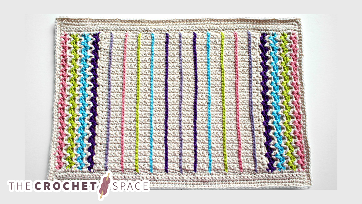 lovely crocheted spring placemat || editor