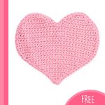 Loving Hearts Crochet Dishcloth. Pink heart || thecrochetspace.com