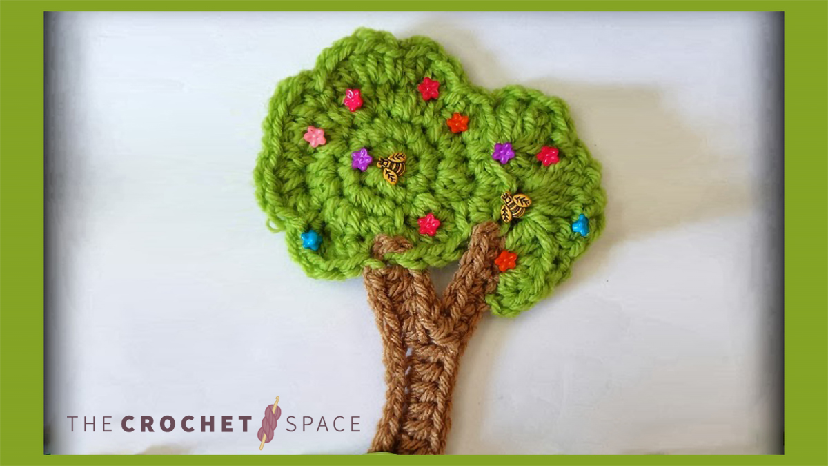 Magical Tree Crochet Accent || thecrochetspace.com