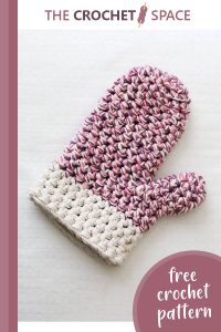 marbled crochet oven mitt || editor