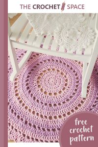 mesmerizing crocheted mandala rug || editor