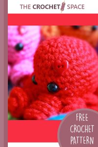 mini amigurumi crocheted octopus || editor