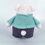 Master Malcolm Crochet Bear. Back of Polar bear. Puff Ball White tail sticking through his grey pants ||thecrochetspace.com