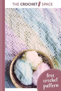 neapolitan crochet baby blanket || editor